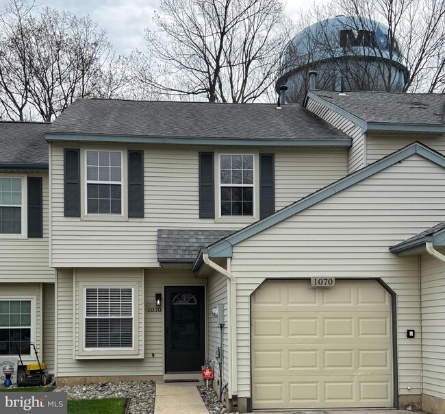 Photo - 1070 Baywood Dr Townhome