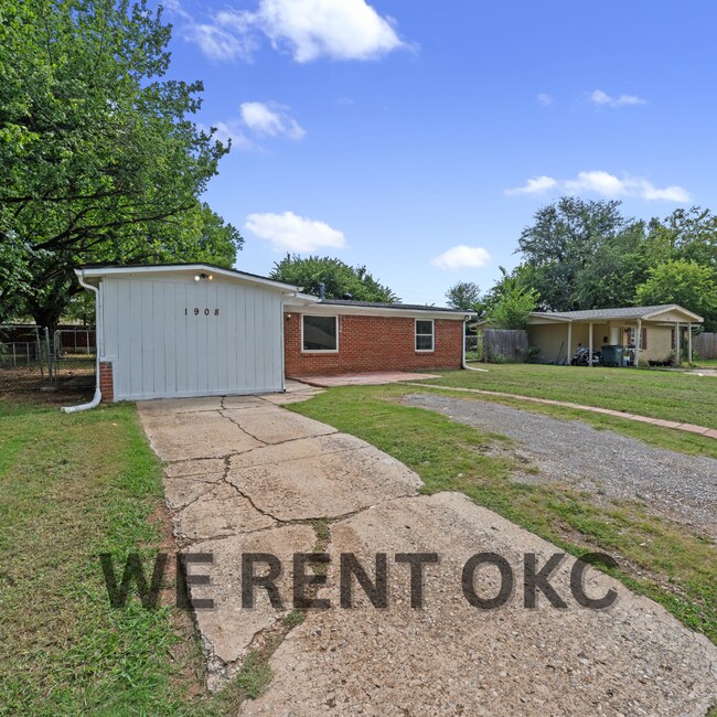 Photo - 1908 Karen Dr