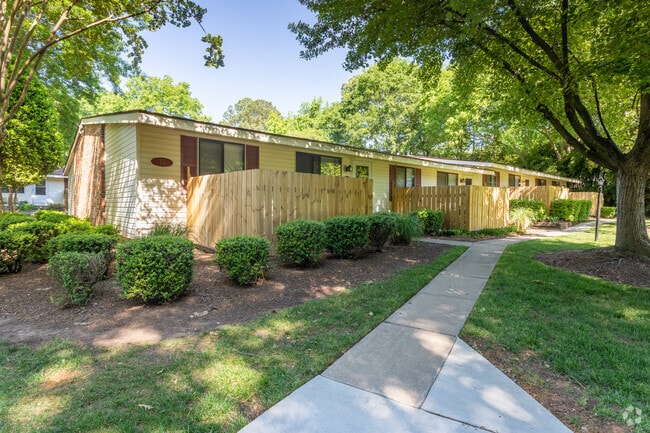 Amber Ridge Apartments - Amber Ridge Apartments ~ Boutique Cottage Style Living Meets Hassle Free Leasing