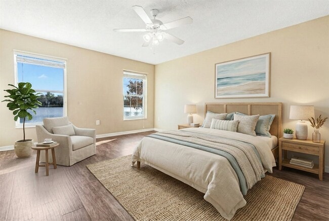 Photo - 233 Southbridge Cir