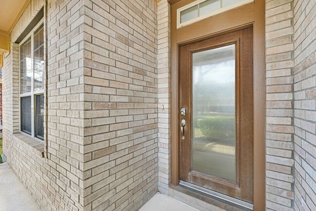 Photo - 1907 Caldbeck Ln