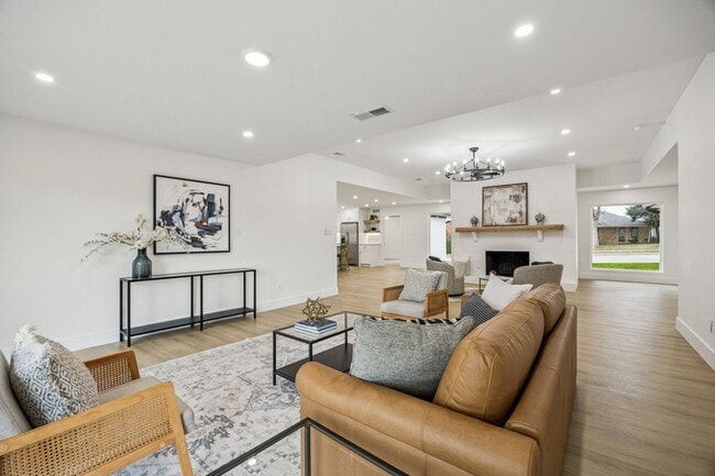 Photo - 3401 Valley View Ln