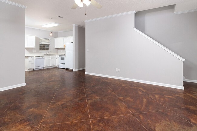 Photo - 129 Ashley Way