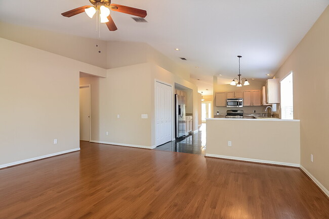 Photo - 29613 Morningmist Dr