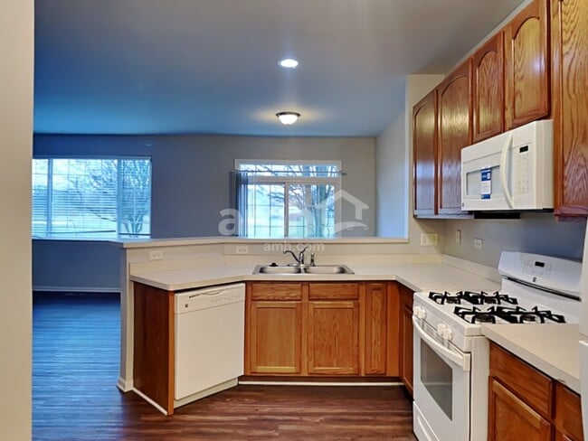 Photo - 621 Arbor Cir