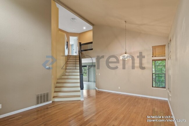 Photo - 1448 Leaftree Cir