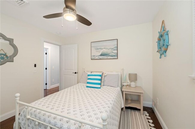 Photo - 9 Woodlund Ave