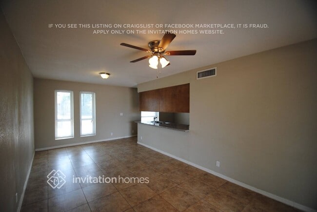 Photo - 834 E Glade Ave