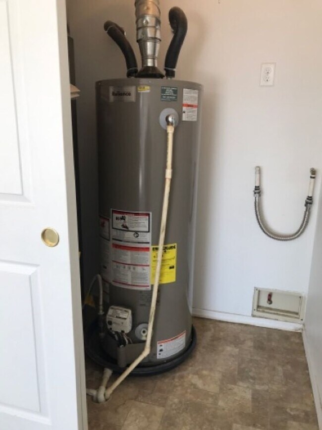 Photo - 321 Aspenwood Dr