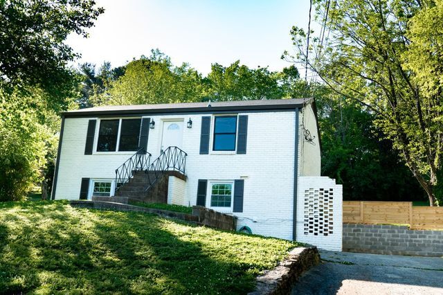 Photo - 330 Elysian Fields Rd