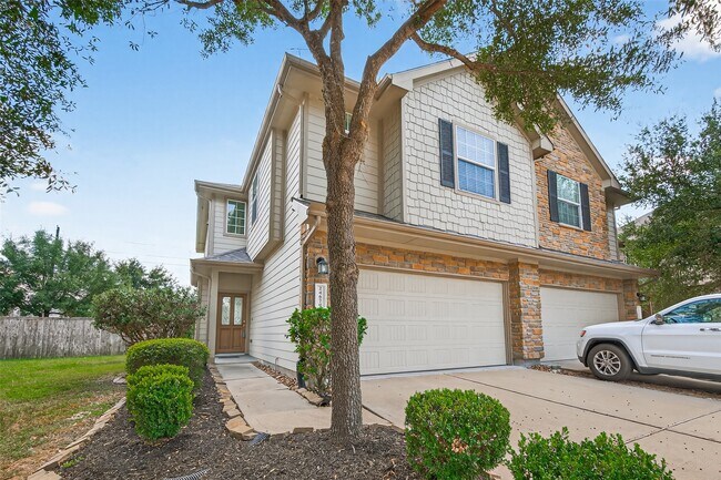 Photo - 24670 Folkstone Cir