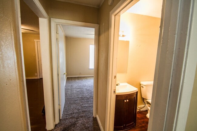 Building Photo - 1315 Dawson St Unit 1315 Dawson