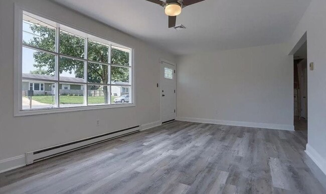 Photo - 1140 Loop Dr