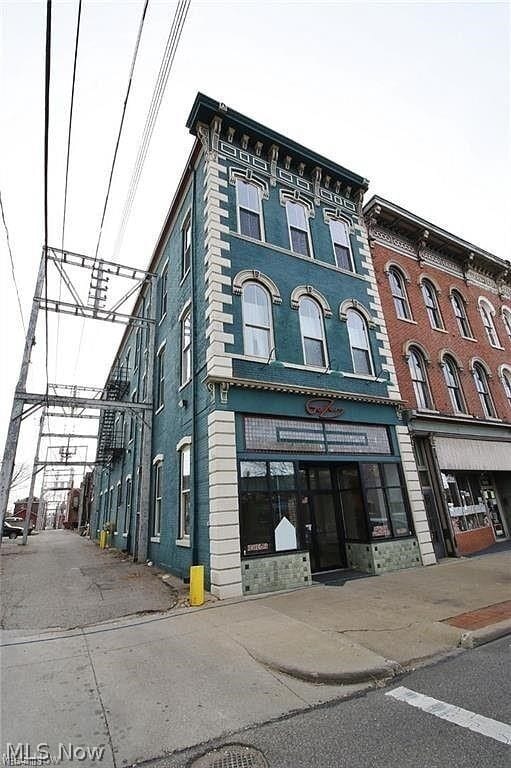 Building Photo - 616 Main St Unit 4C