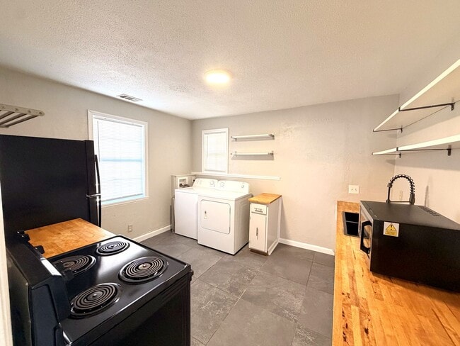 Photo - 3018 Harlin Dr