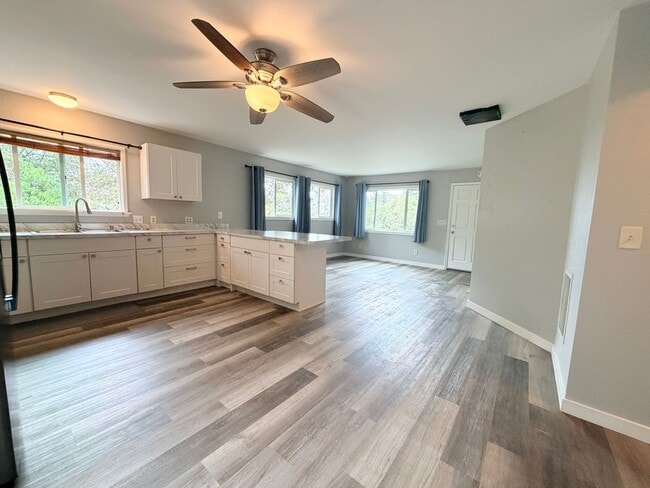 Photo - 8378 Vila Rd