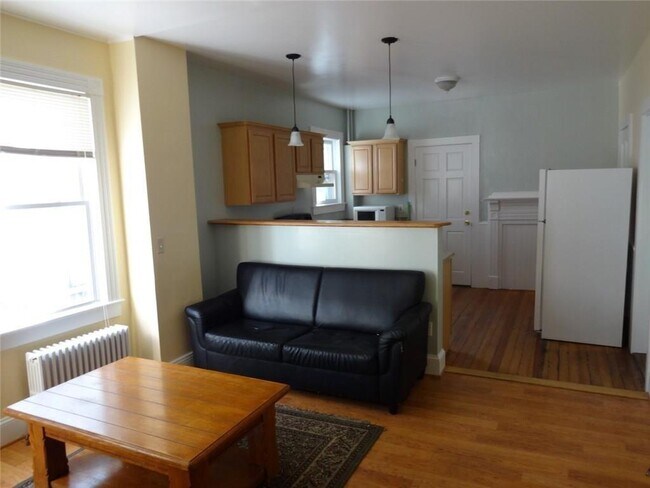9 Ann St Unit 1