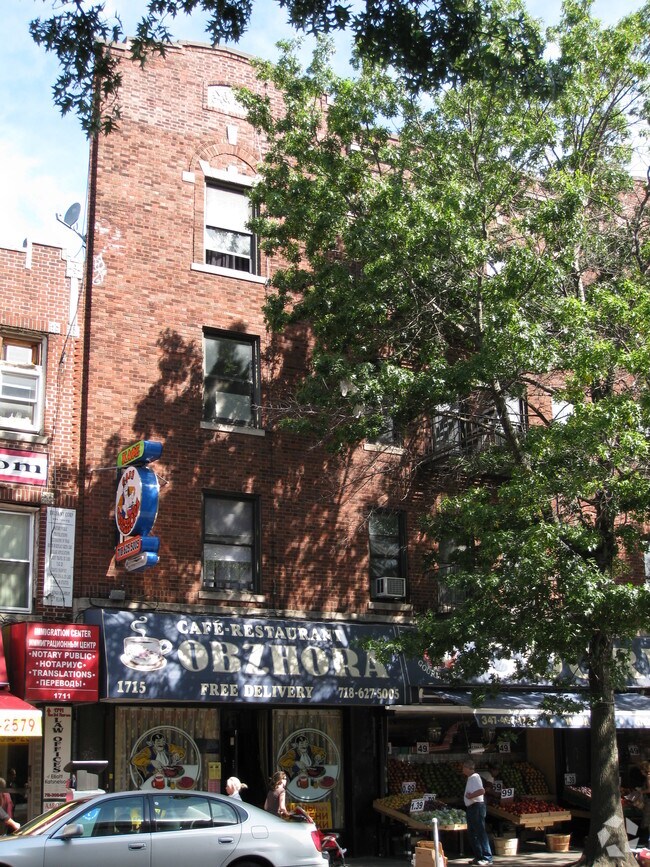 1715 Kings Highway - 1715 Kings Hwy