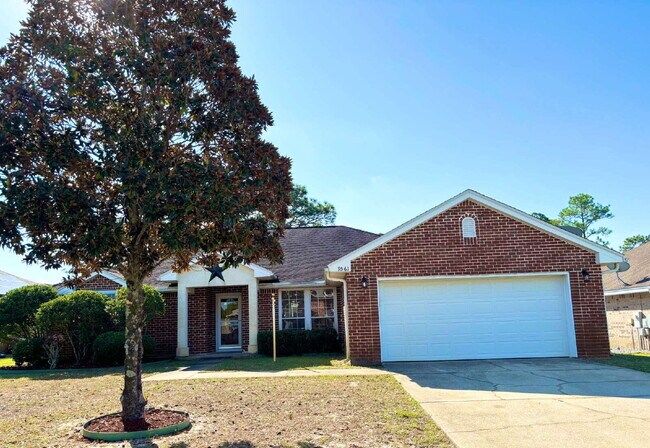 Photo - "Charming 4-Bed home in Navarre!"