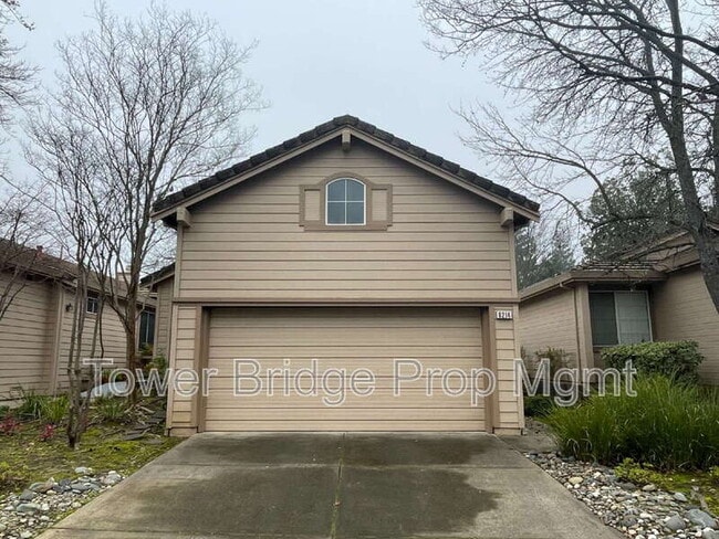 Photo - 8214 Wild Tree Pl