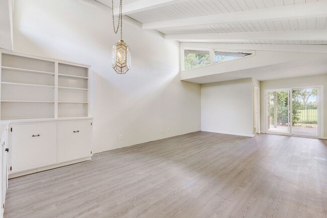 Building Photo - 1824-1826 Alameda Avenue Unit 1826 Rental