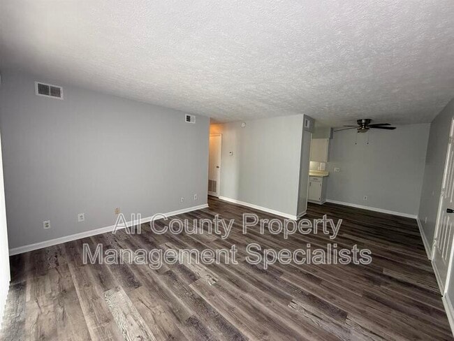 Photo - 1217 Old Manor Rd