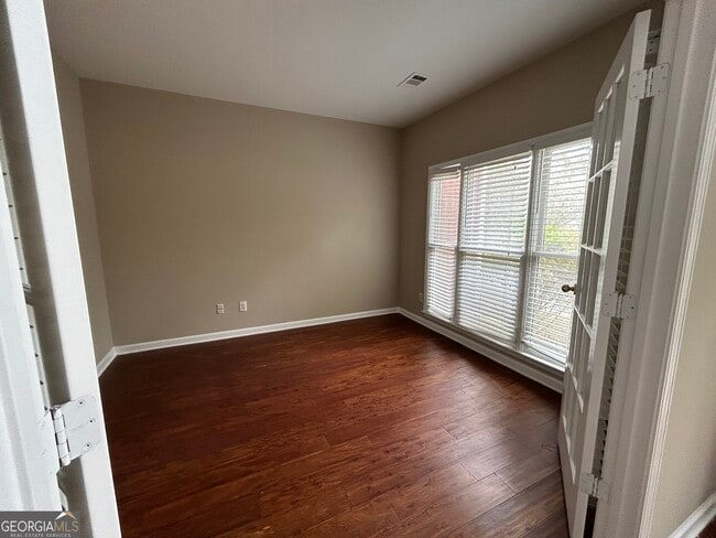 Photo - 495 Summer Breeze Ct.