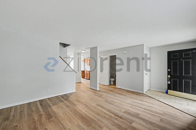 Photo - 1912 Porter St