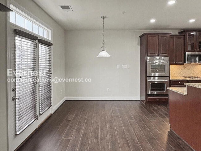 Photo - 1313 Cheswick Ln