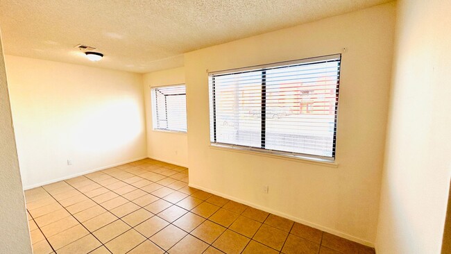 Photo - 6217 Yerba Ln Unit A
