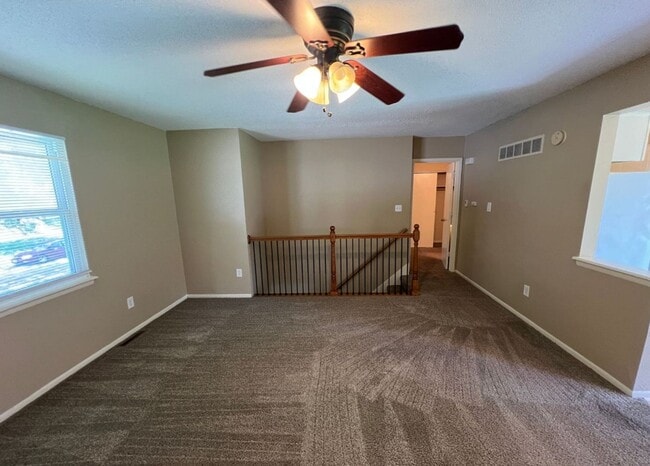 Photo - Spacious Split Level Duplex in Lee’s Summit!