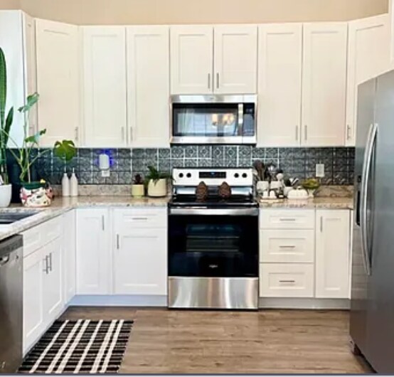 Photo - 3637 S Rogers St