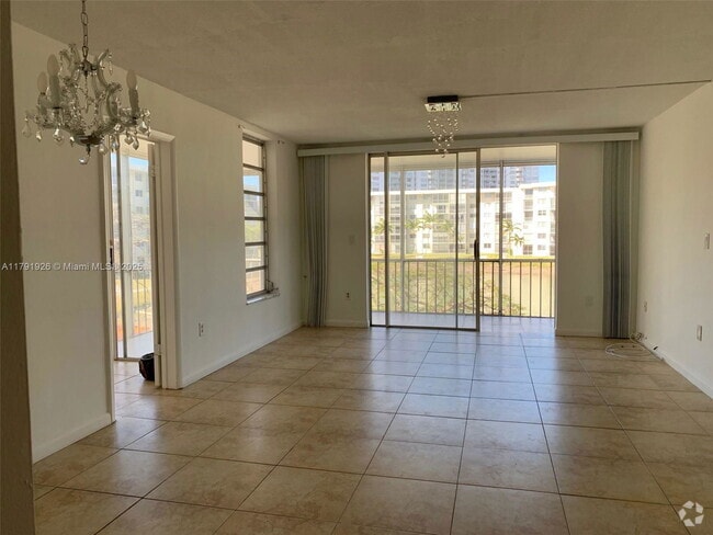 Building Photo - 2903 Point E Dr Unit K308 Rental