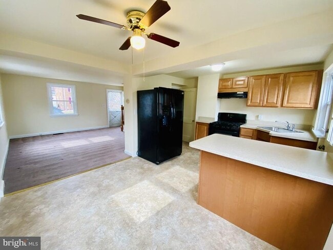 Photo - 131 Kentucky Ave