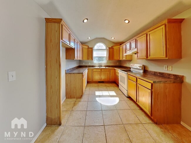 Photo - 709 N Elder Ave