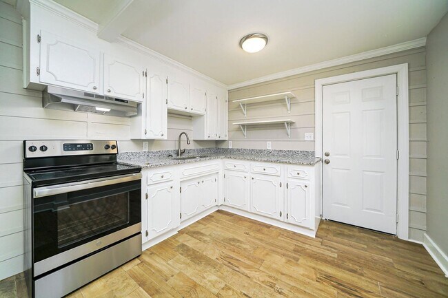 Photo - Adorable Two Bedroom House in Augusta!