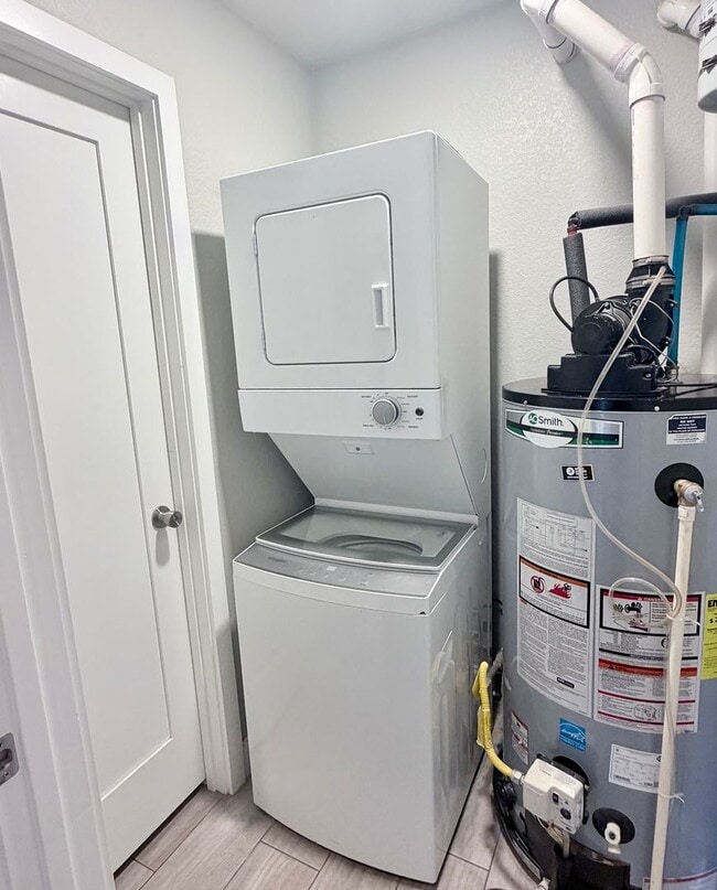 Photo - Lowell3850 Unit #C