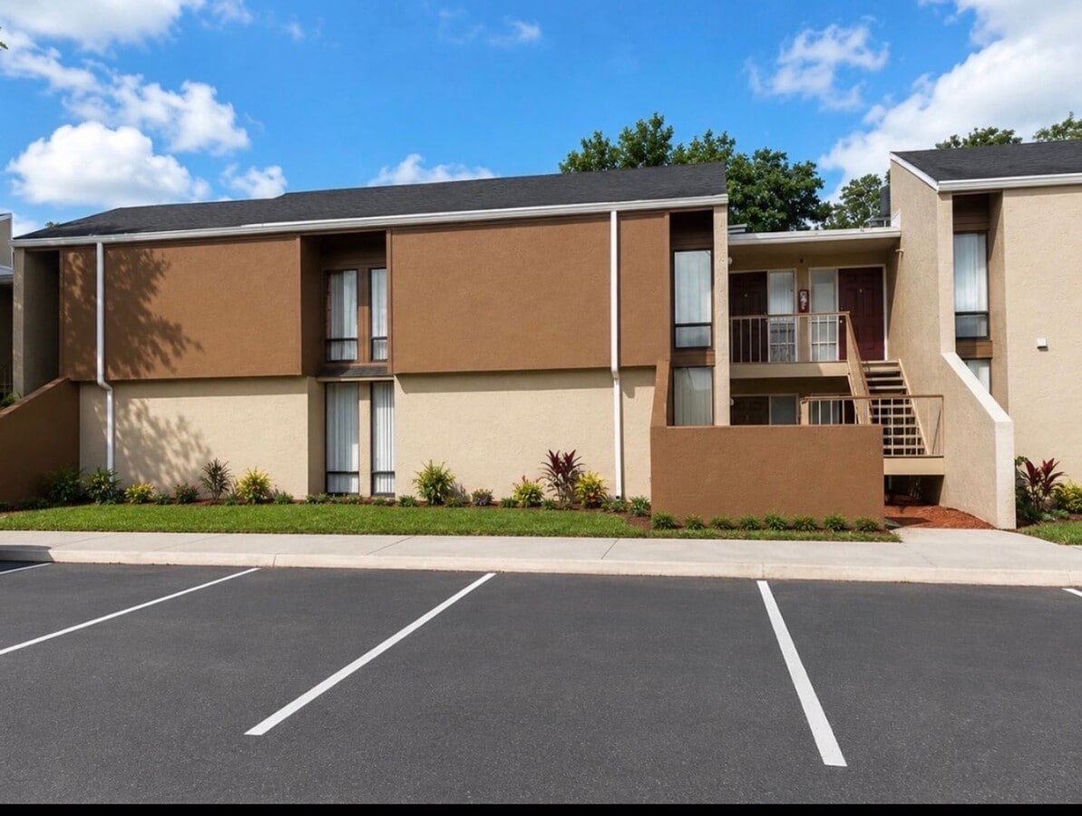 Photo - 260 W Van Fleet Dr