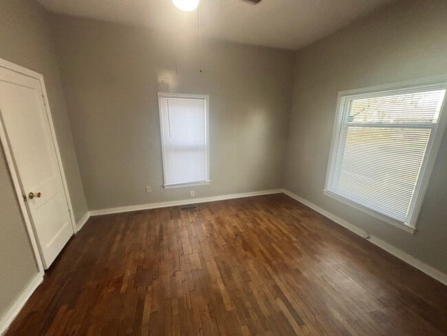 Photo - 1115 N Carlos Ave