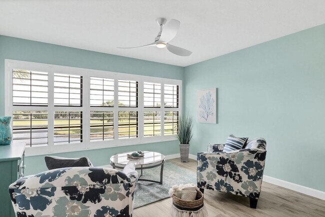 33 Plantation Dr Unit 205