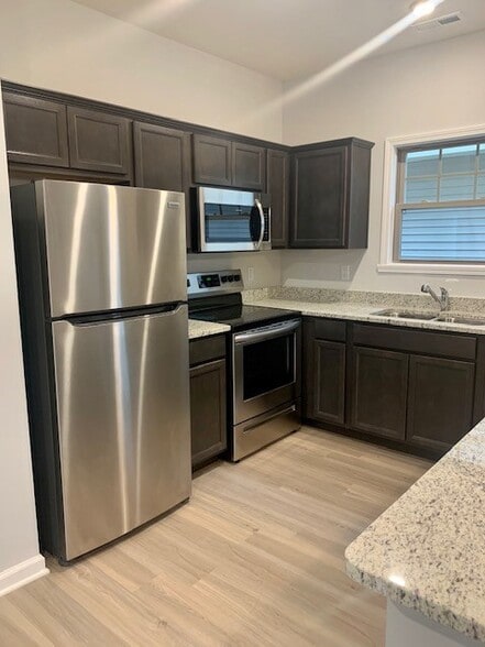 Nile Ridge Townhomes - Townhomes for Rent - Bloomington, IN | ForRent.com