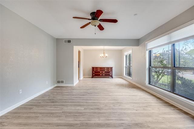 Photo - 6220 Glennox Ln