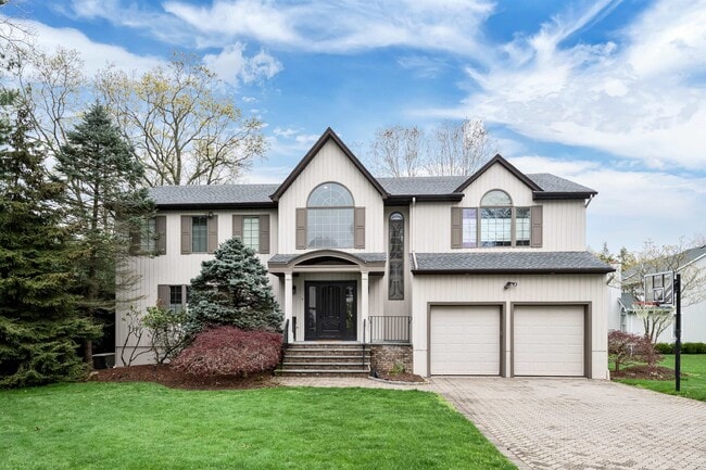 Building Photo - 55 Auryansen Ct