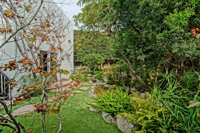 Photo - Beautifully Remodeled, 4BR4.5BA Hill Section Home w/ Amazing Panoramic Ocean Views, 3 Decks, Atri...