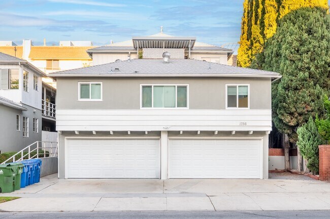 Photo - 1754 Malcolm Ave