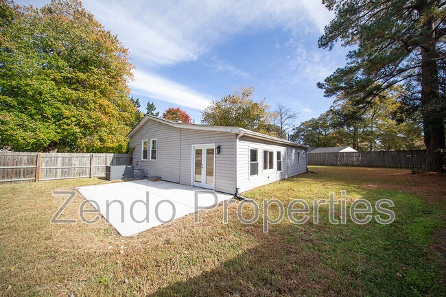 Photo - 4821 Vick St