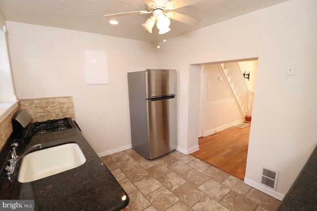 Photo - 1422 S Orianna St