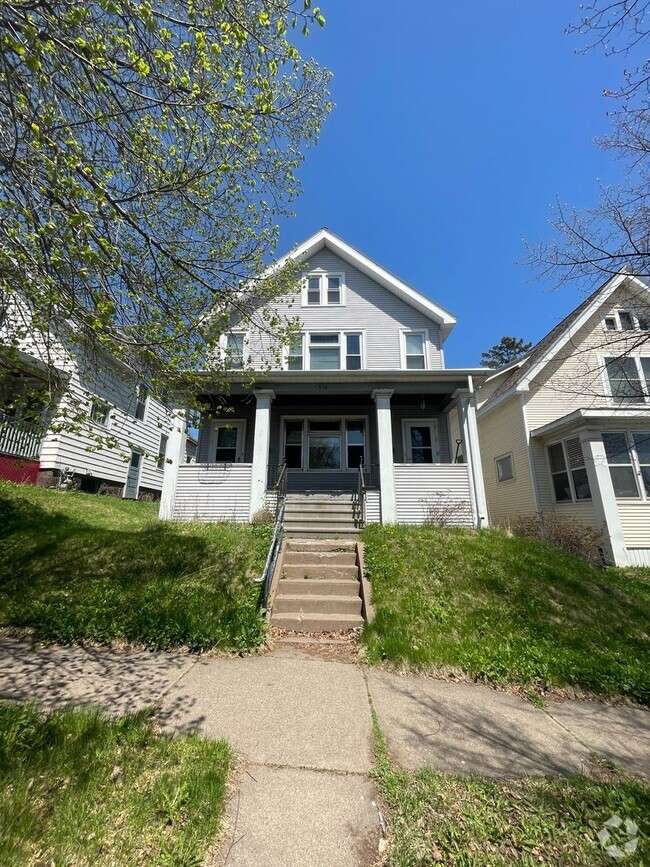 Building Photo - 510 N 23rd Ave W Unit 1 - Lower Rental