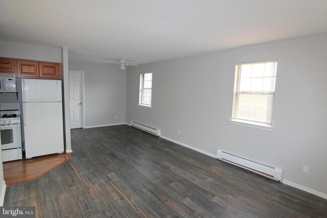 Photo - 9 Thomas Rd Unit 1
