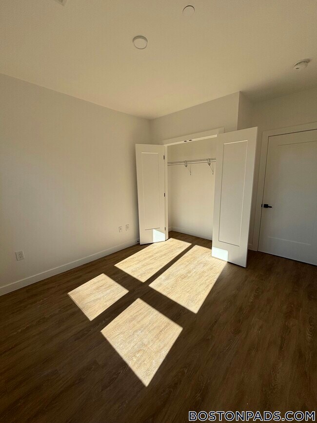 Photo - 199 Gardner St Unit 114